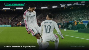 Reporte Deportivo 7 Kylian Mbappé celebra su gol número 100 con el Real Madrid en el Clásico